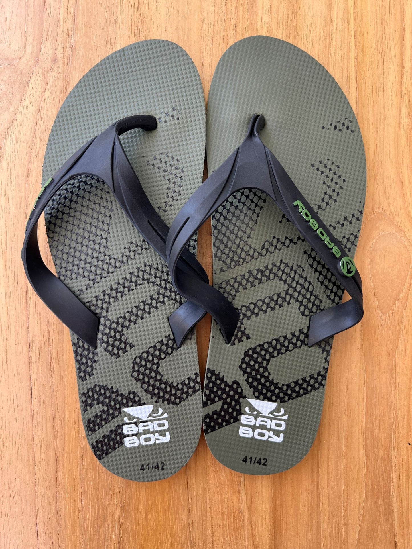 Chinelo Bad Boy Forces