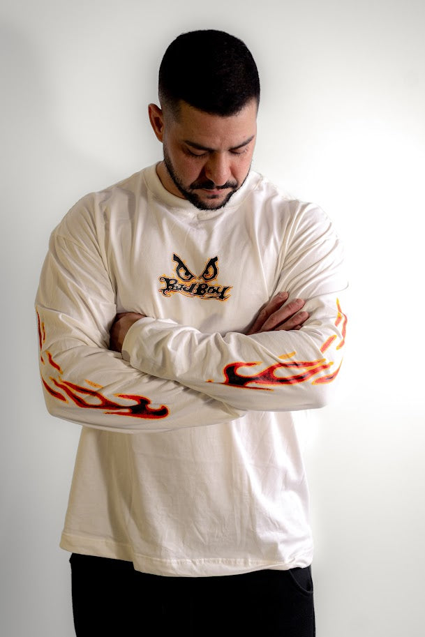 Camiseta Oversized Manga Longa Bad Boy - BUILT TO LAST