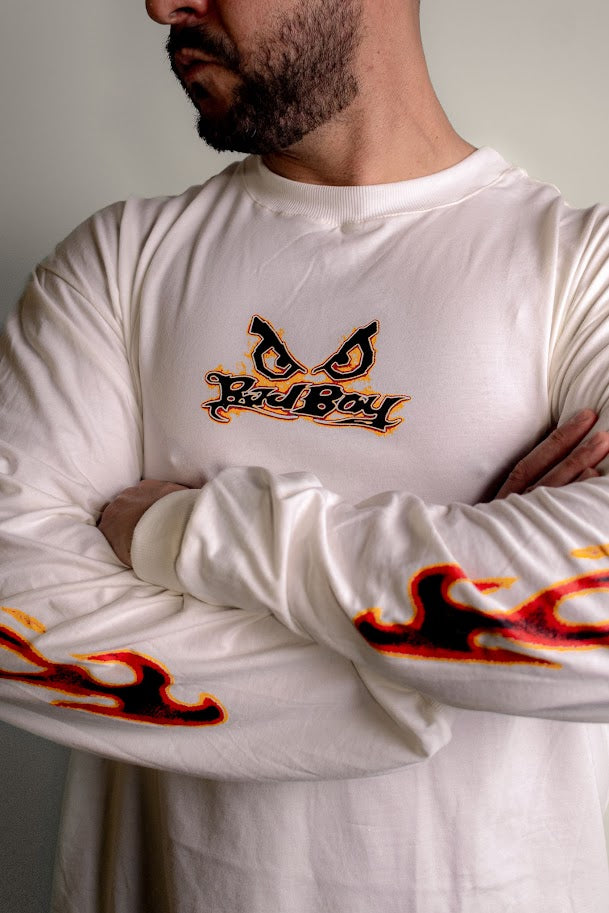 Camiseta Oversized Manga Longa Bad Boy - BUILT TO LAST