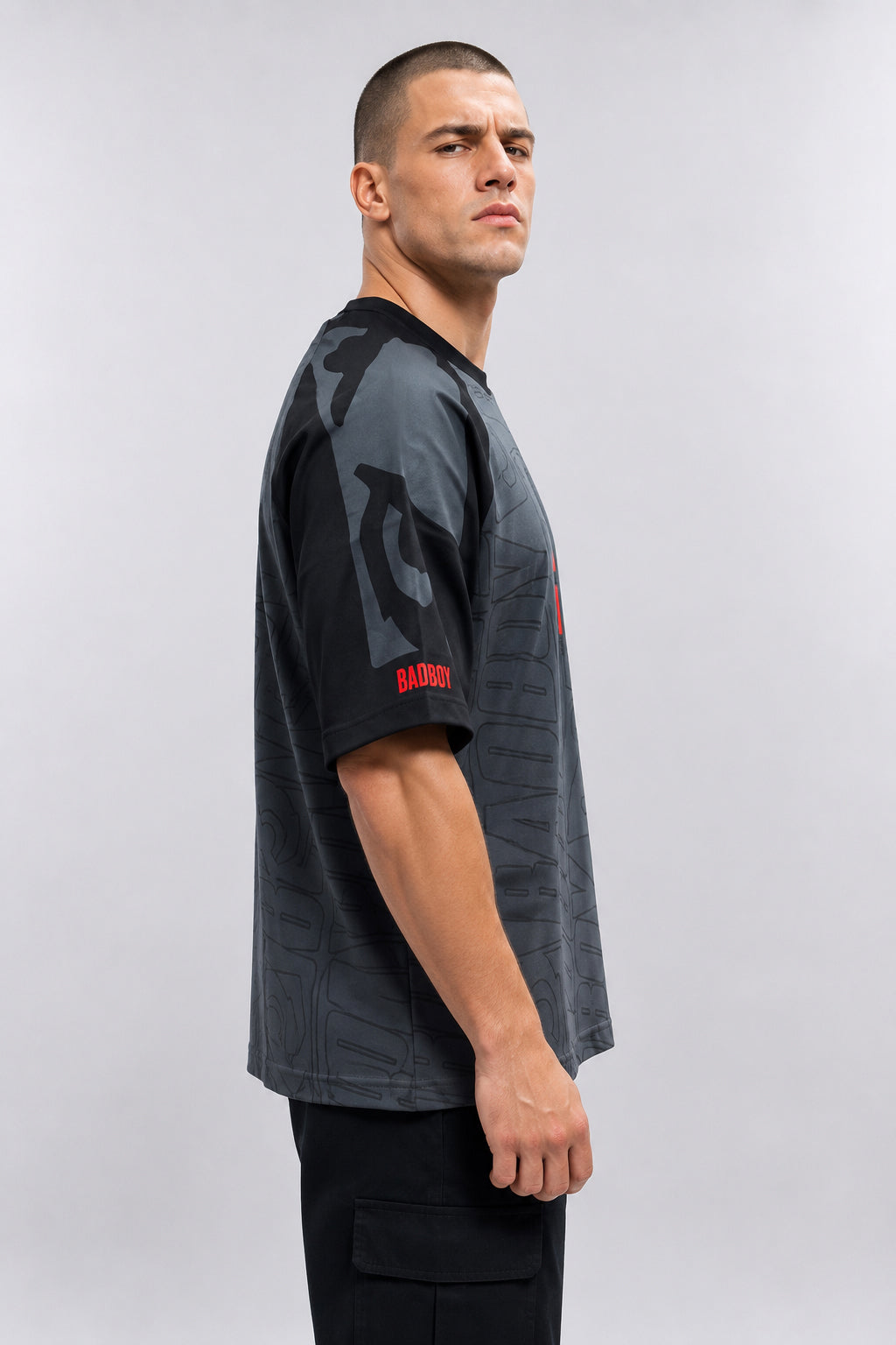 Camiseta Bad Boy Oversized Legacy Chumbo