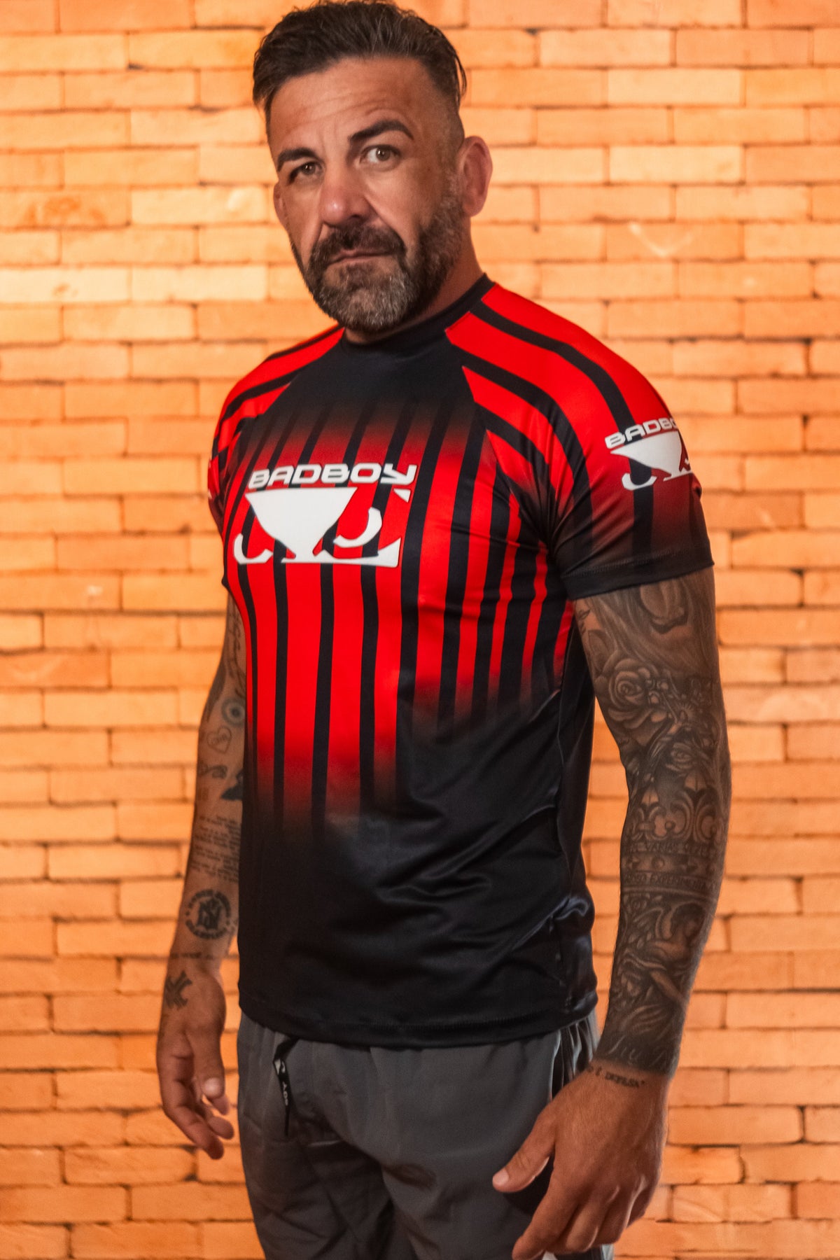 Camiseta Sport UV Bad Boy Red Stripes