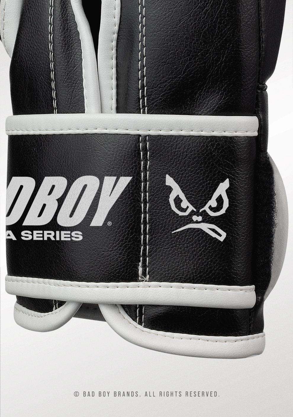 Luva de Boxe Bad Boy 12 Oz Alpha Series