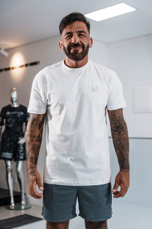 Camiseta Bad Boy Essencial Branca  2026