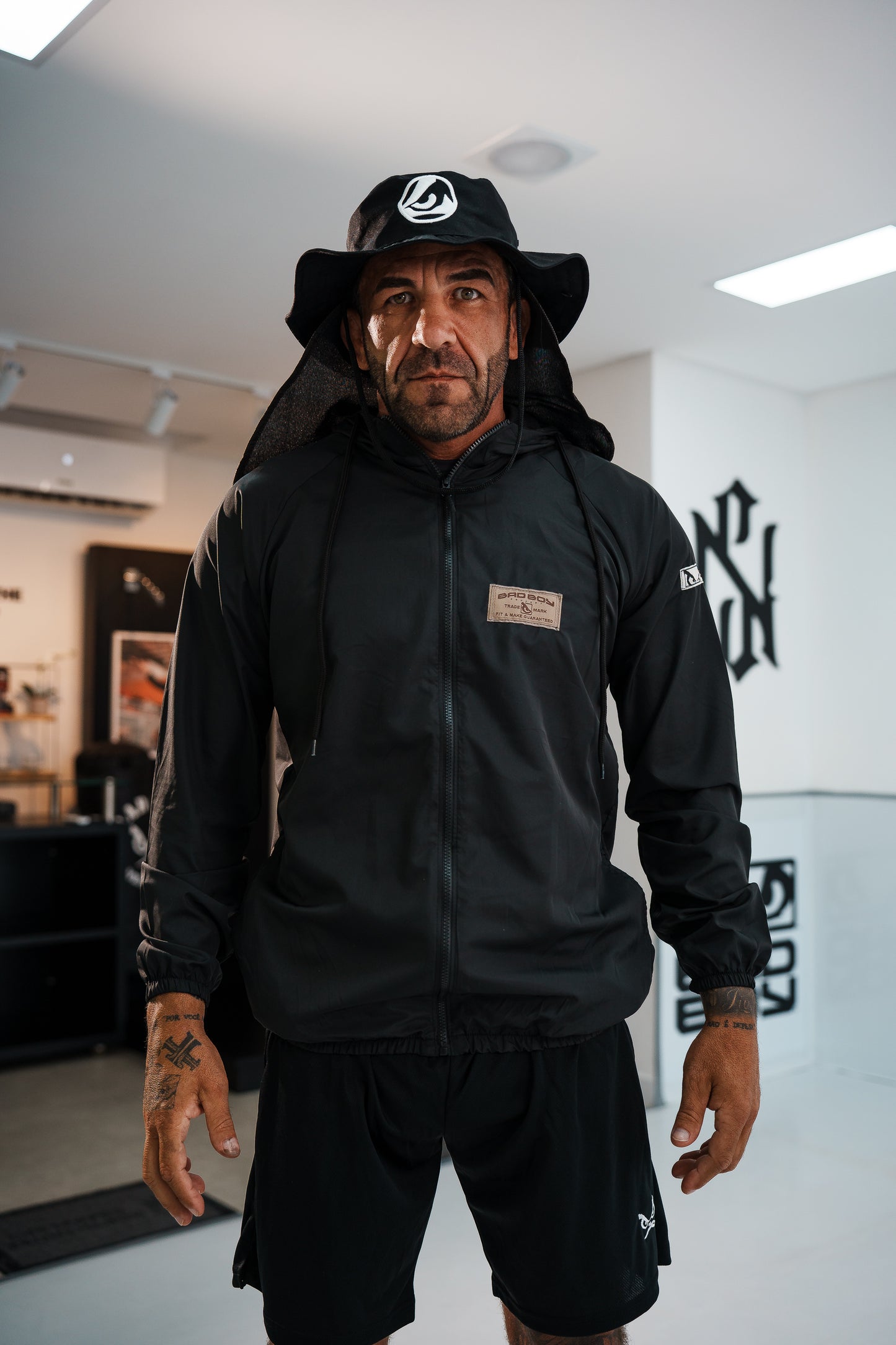 Bucket Hat Bad Boy Fight Black Shadow - Entre no modo combate