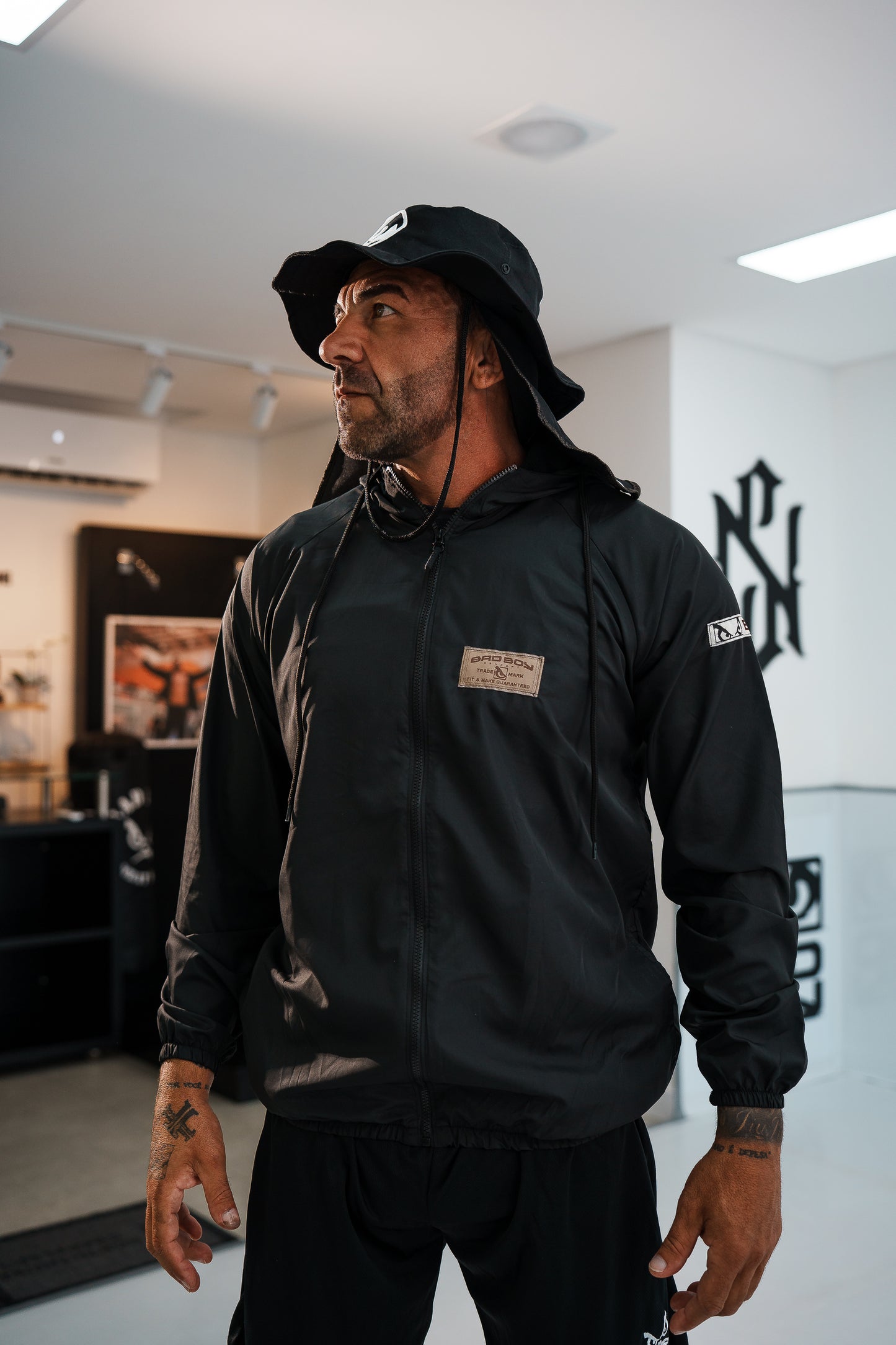 Bucket Hat Bad Boy Fight Black Shadow - Entre no modo combate