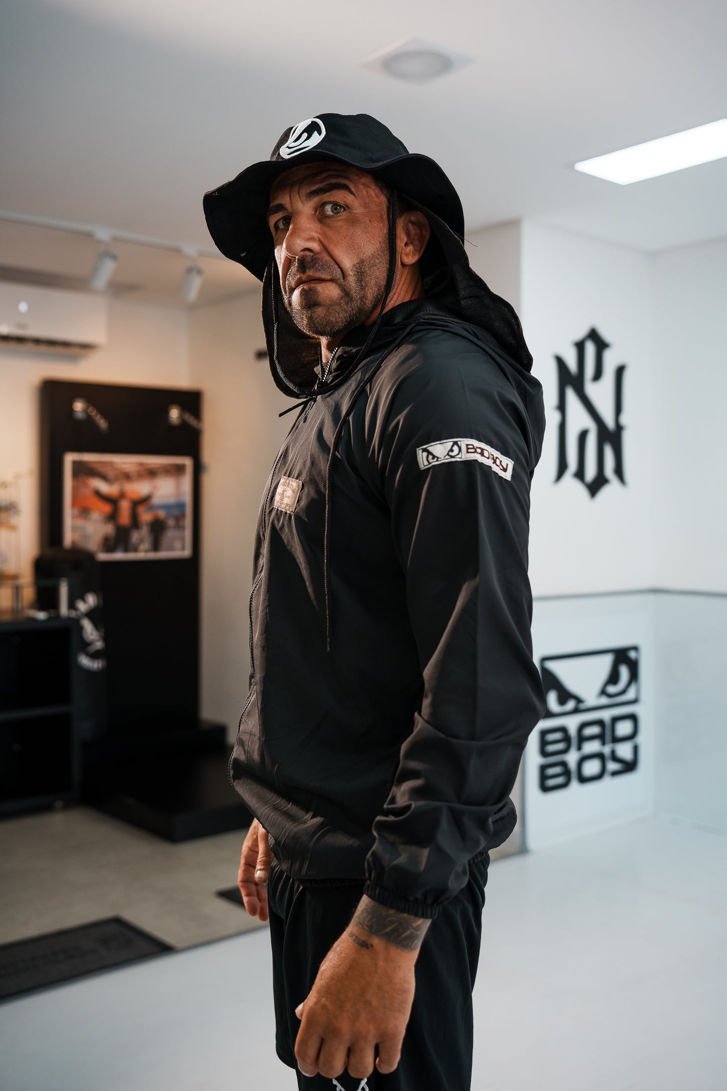 Bucket Hat Bad Boy Fight Black Shadow - Entre no modo combate